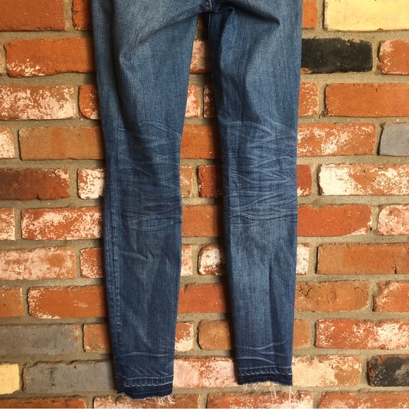 Madewell 9" High Rise Skinny Distressed Jeans - Picture 7 of 11